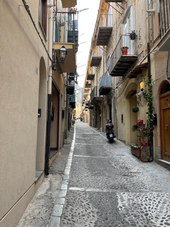 Casa Maestrale Lejlighed Cefalù Eksteriør billede